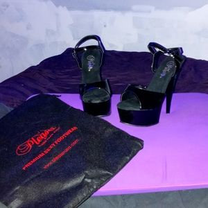 Pleaser Black 4 inch heels almost new!